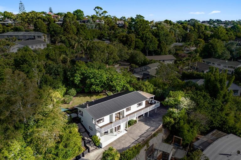 Photo of property in 14 Awaruku Road, Torbay, Auckland, 0630