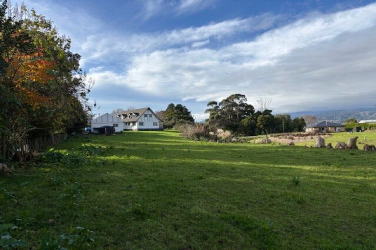 Photo of property in 33 Railway Terrace, Ohau, Levin, 5570