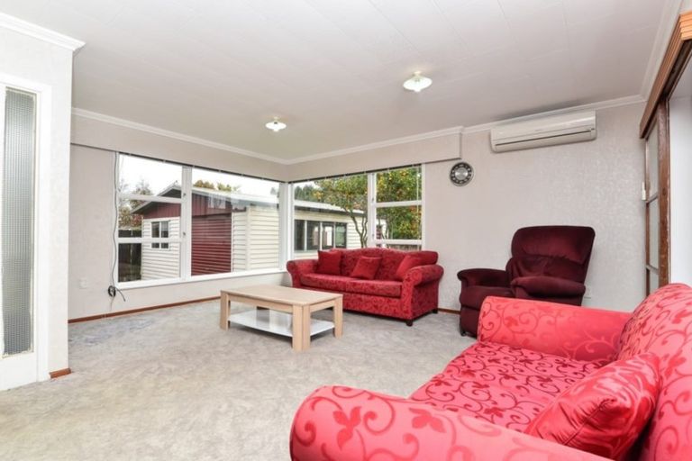 Photo of property in 69 Mears Road, St Andrews, Hamilton, 3200