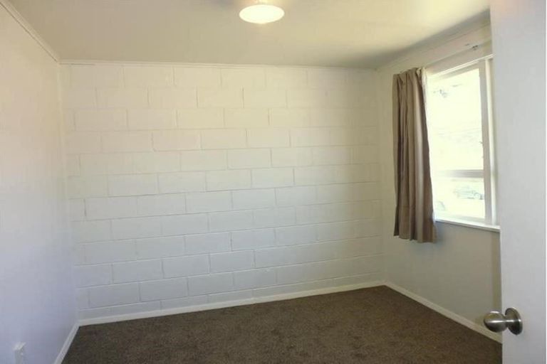 Photo of property in 226 George Street, Stokes Valley, Lower Hutt, 5019