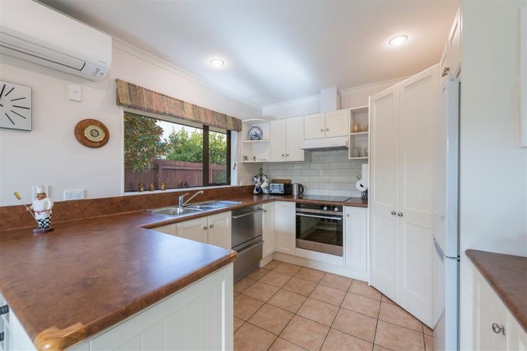 Photo of property in 4 Hoult Crescent, Monaco, Nelson, 7011