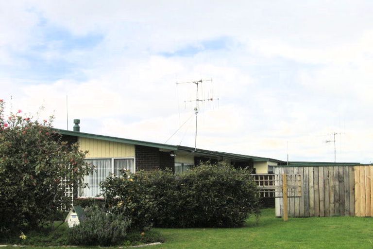 Photo of property in 27a Rewarewa Place, Matua, Tauranga, 3110