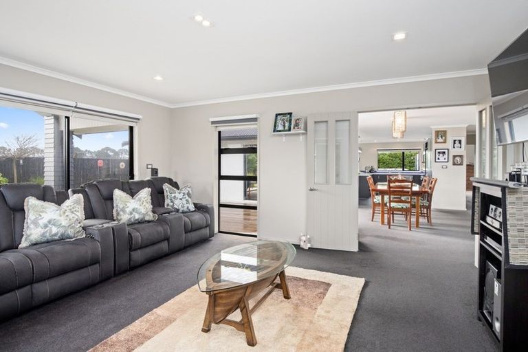 Photo of property in 4 Goble Road, Clarks Beach, Pukekohe, 2679