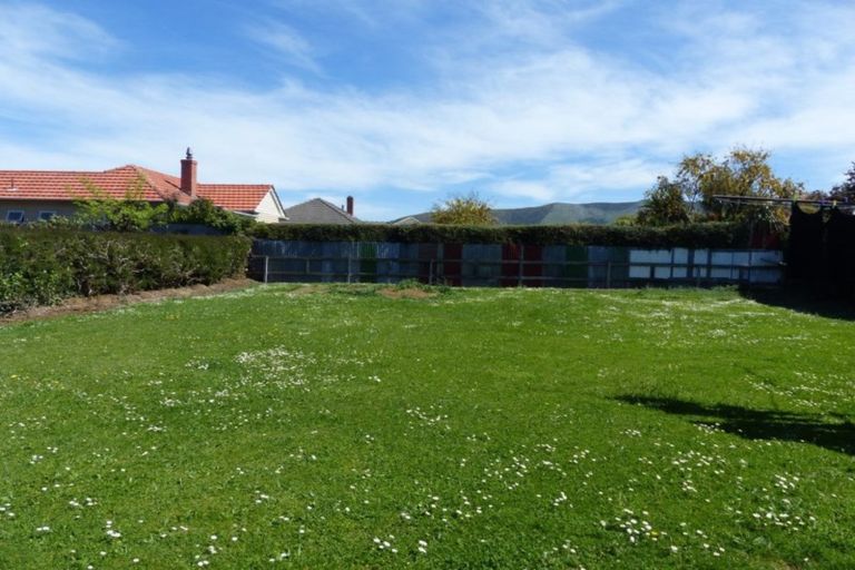 Photo of property in 1 Edinburgh Street, Waimate, 7924