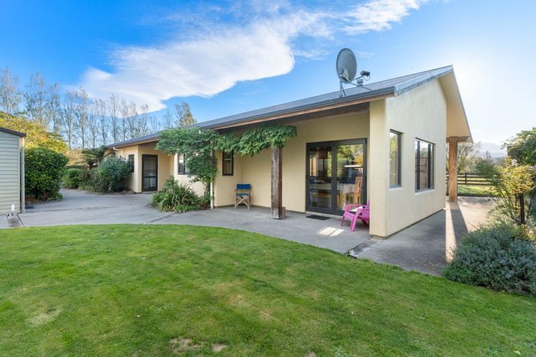 Photo of property in 438 Matahiwi Road, Matahiwi, Masterton, 5888
