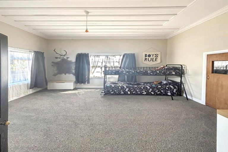 Photo of property in 45 Swinburn Street, Dannevirke, 4930