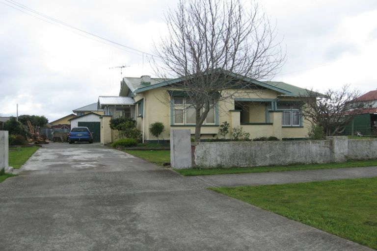 Photo of property in 14 Carthew Street, Feilding, 4702