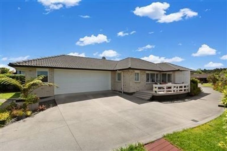 Photo of property in 9 Ashmore Drive, Frankleigh Park, New Plymouth, 4310