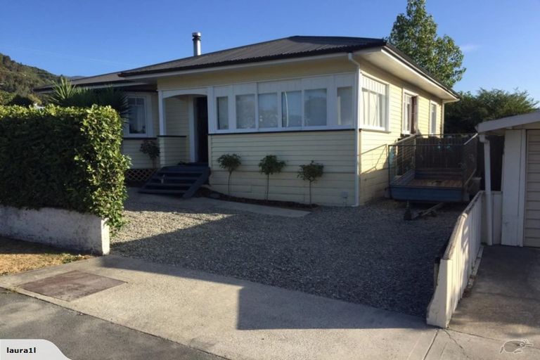 Photo of property in 32 Tukuka Street, Nelson South, Nelson, 7010