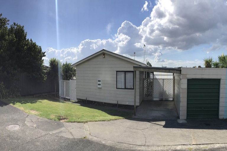 Photo of property in 1/14 Costar Place, Wiri, Auckland, 2104