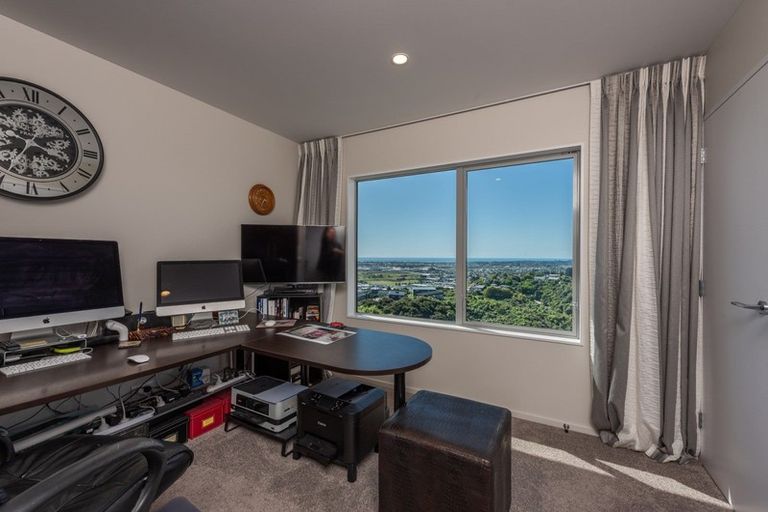 Photo of property in 79 Panorama Drive, Paraparaumu, 5032