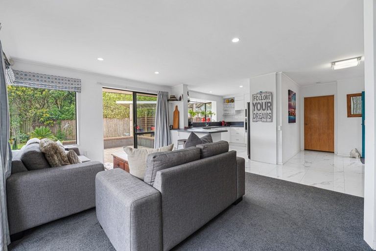 Photo of property in 21a Kinross Drive, Merrilands, New Plymouth, 4312