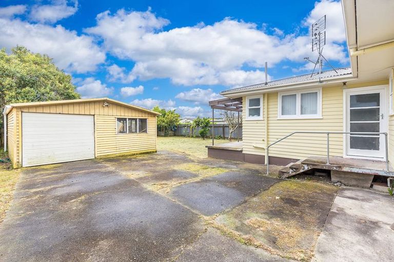 Photo of property in 9 Jupiter Street, Rosehill, Papakura, 2113