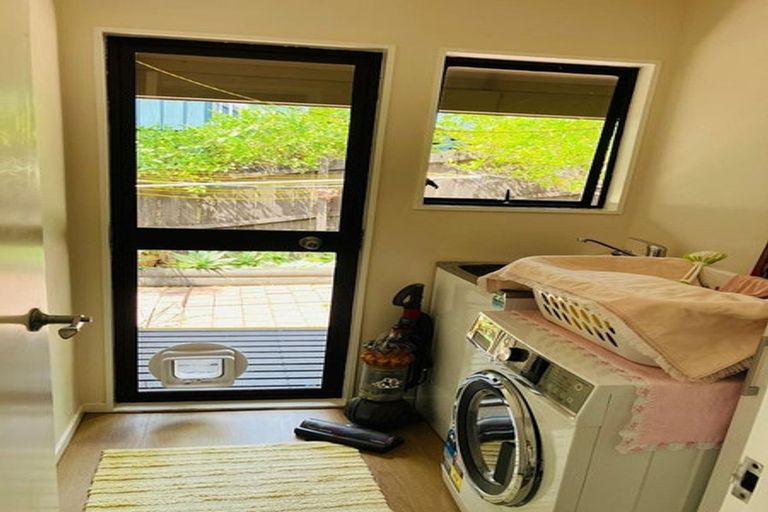 Photo of property in 3/96a Verbena Road, Birkdale, Auckland, 0626