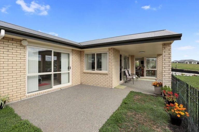 Photo of property in 11 Bragato Way, Te Kauwhata, 3710