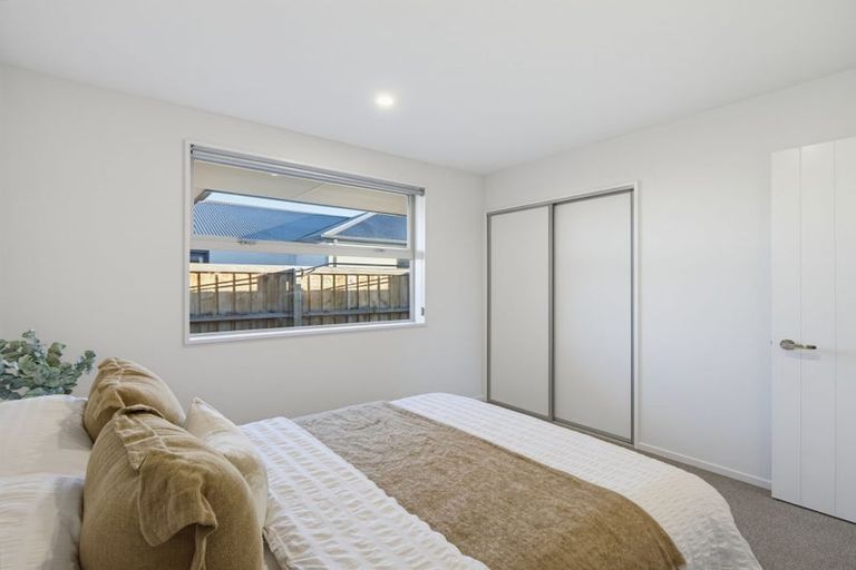 Photo of property in 39 Chambers Avenue, Woodend, 7610