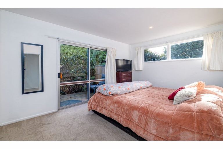 Photo of property in 18 Pateke Place, Bromley, Christchurch, 8062