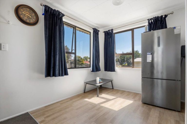Photo of property in 19 Ben Keys Street, Te Puke, 3119
