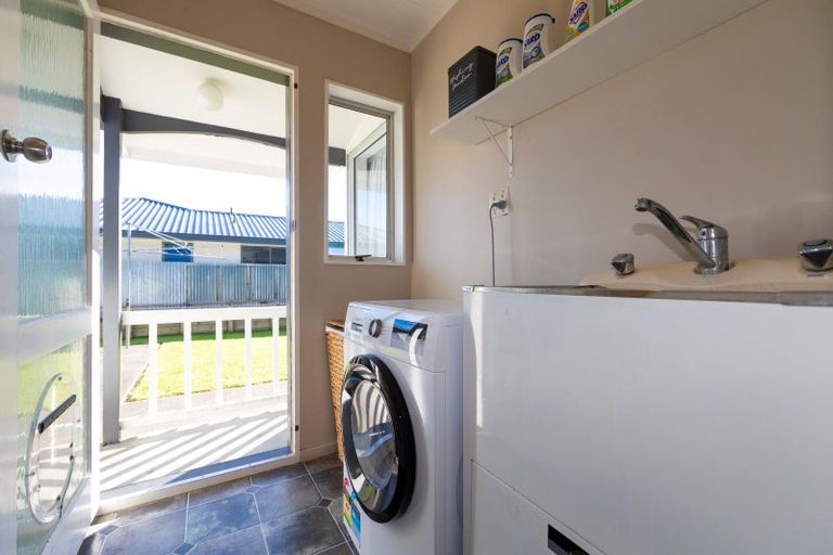 Photo of property in 22 Elliott Street, Taradale, Napier, 4112