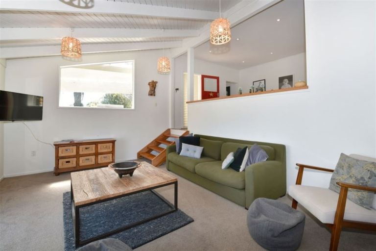 Photo of property in 1238 Peak Road, Helensville, 0875