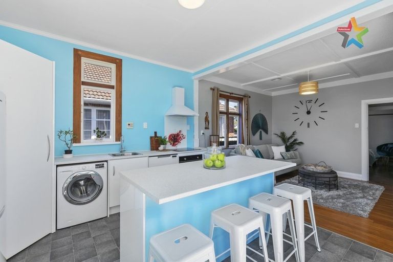 Photo of property in 34 Bell Road, Waiwhetu, Lower Hutt, 5010