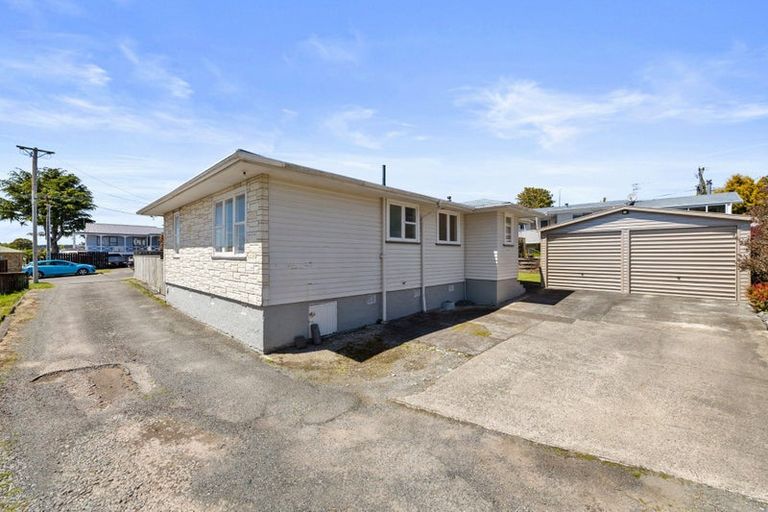 Photo of property in 21 Hinemoa Avenue, Taupo, 3330