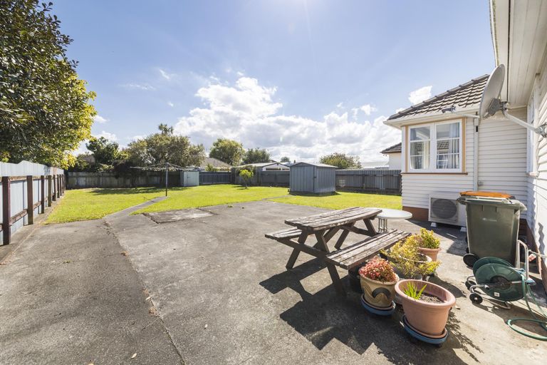 Photo of property in 28 Humber Street, Roslyn, Palmerston North, 4414
