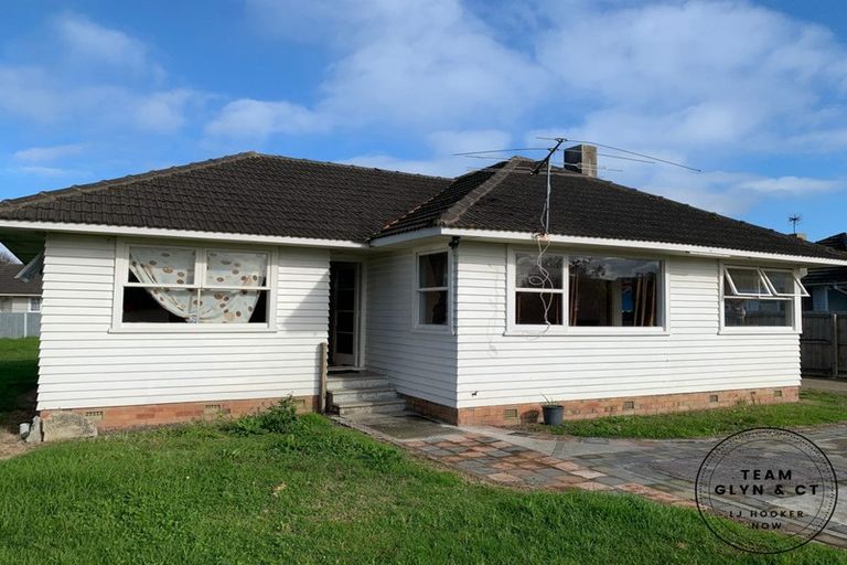 Photo of property in 73 Raglan Street, Mangere East, Auckland, 2024