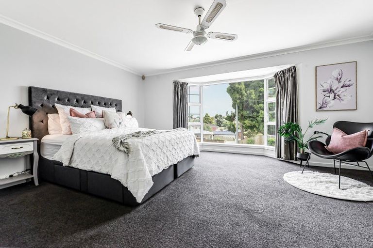 Photo of property in 27 Hinton Avenue, Forest Lake, Hamilton, 3200