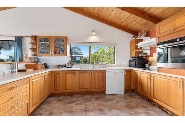 Photo of property in 52 Fidelis Avenue, Snells Beach, 0920