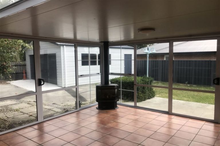 Photo of property in 103 Suva Street, Upper Riccarton, Christchurch, 8041