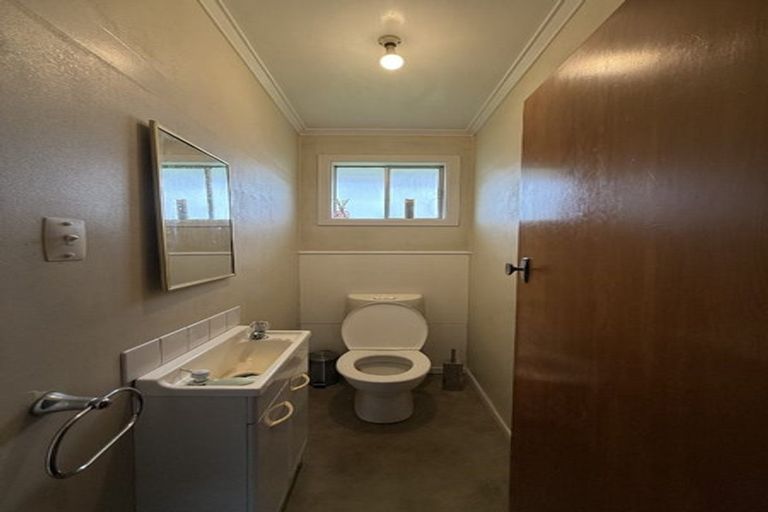 Photo of property in 10 Kentucky Street, Totara Park, Upper Hutt, 5018