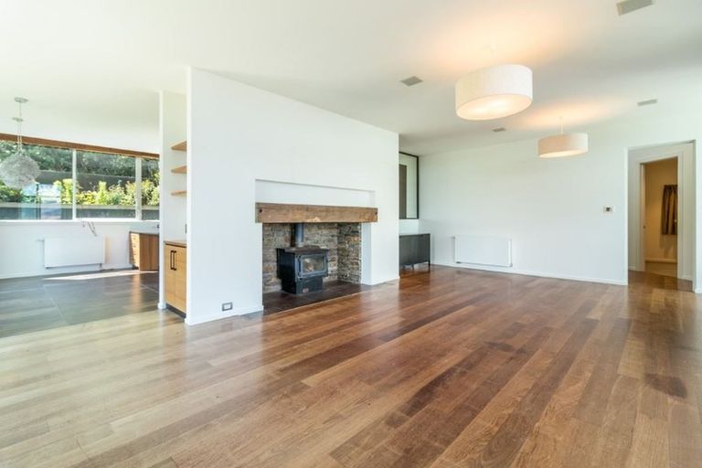 Photo of property in 9 Hyllton Heights, Lyttelton, 8082