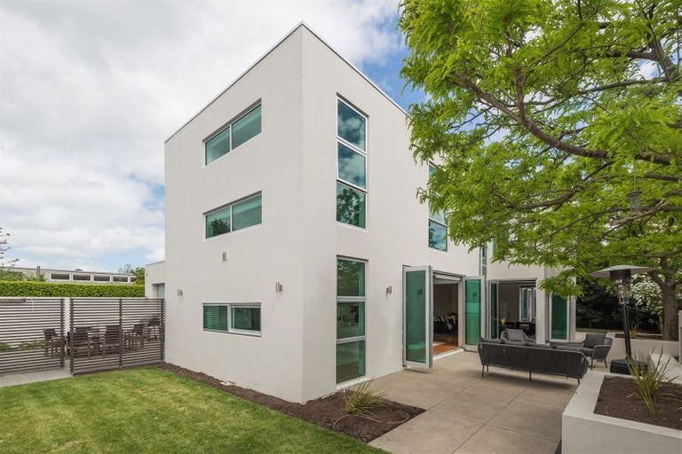 Photo of property in 59 Wai-iti Terrace, Burnside, Christchurch, 8052