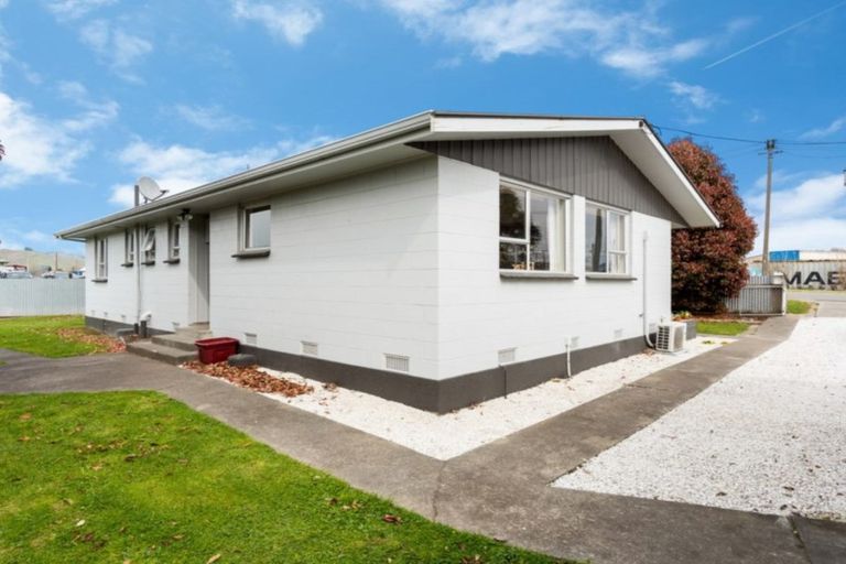 Photo of property in 27 Stuart Street, Blenheim, 7201