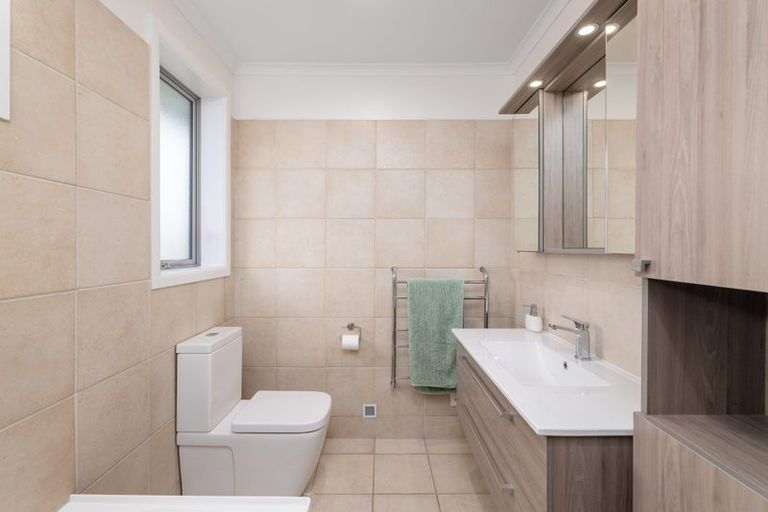 Photo of property in 36 Harrowdale Drive, Avonhead, Christchurch, 8042