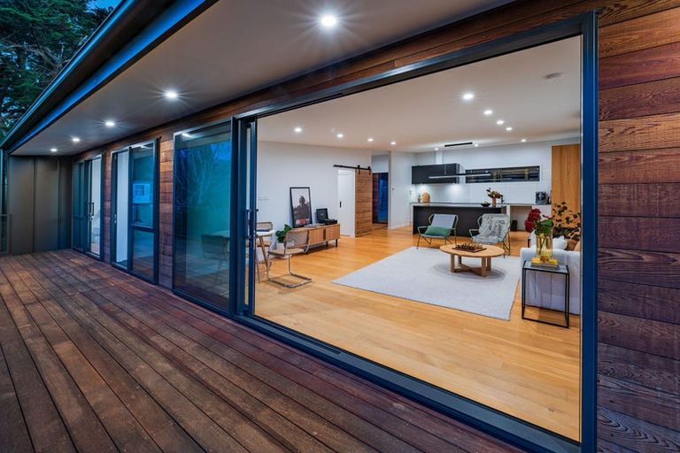 Photo of property in 527 North Road, Normanby, Dunedin, 9010