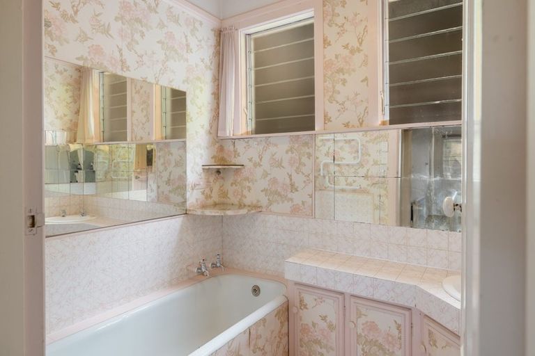 Photo of property in 24 Cressy Terrace, Lyttelton, 8082