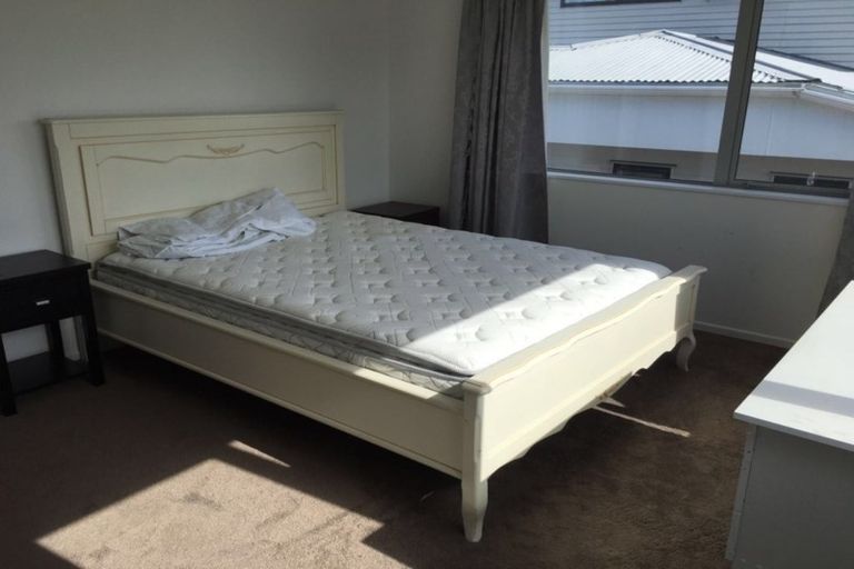 Photo of property in 38c Fairdene Avenue, Henderson, Auckland, 0610