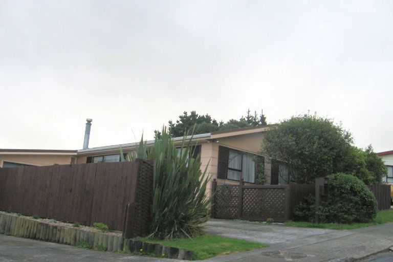 Photo of property in 10 Tortola Crescent, Grenada Village, Wellington, 6037