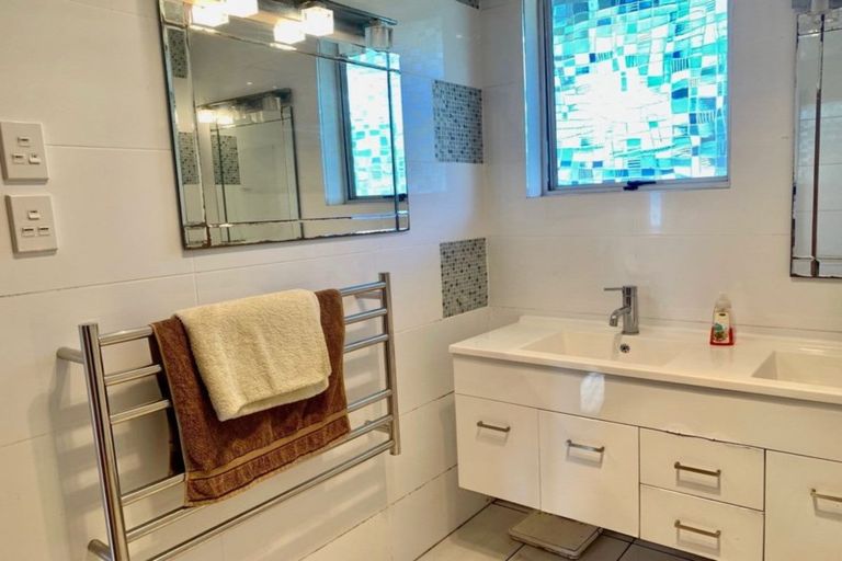 Photo of property in 32 Ihaia Street, Waitara, 4320