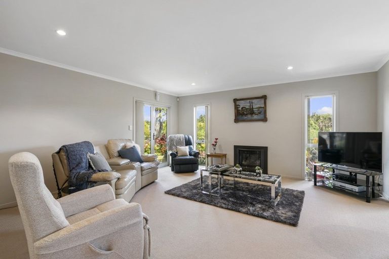 Photo of property in 21 Bridgewater Way, Pyes Pa, Tauranga, 3112