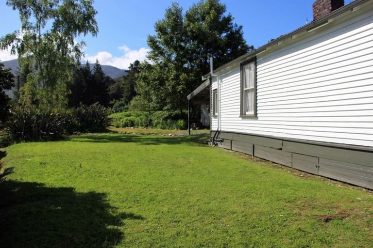 Photo of property in 3 Harper Street, Blackball, 7804