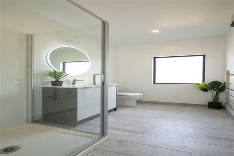 Photo of property in 18 Shrimpton Avenue, Woodend, 7610