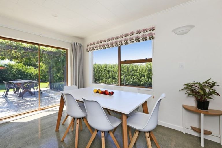 Photo of property in 55 Upham Crescent, Taradale, Napier, 4112