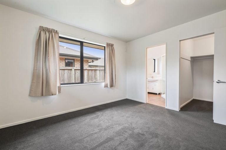 Photo of property in 149 High Street, Oxford, 7430