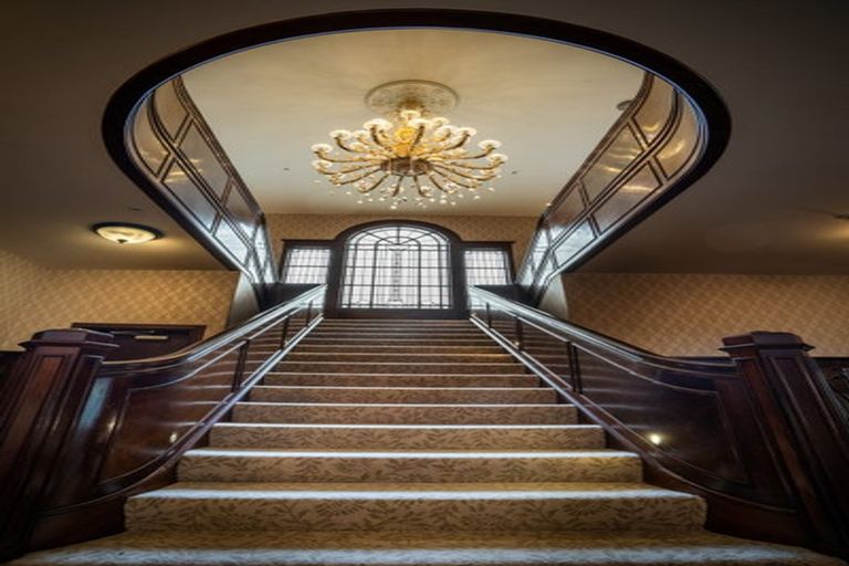 Photo of property in 141 Hackthorne Road, Cashmere, Christchurch, 8022