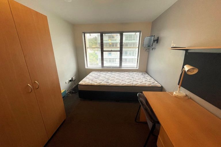 Photo of property in Orange Apartments/victoria Centr, 909/169 The Terrace, Wellington Central, Wellington, 6011