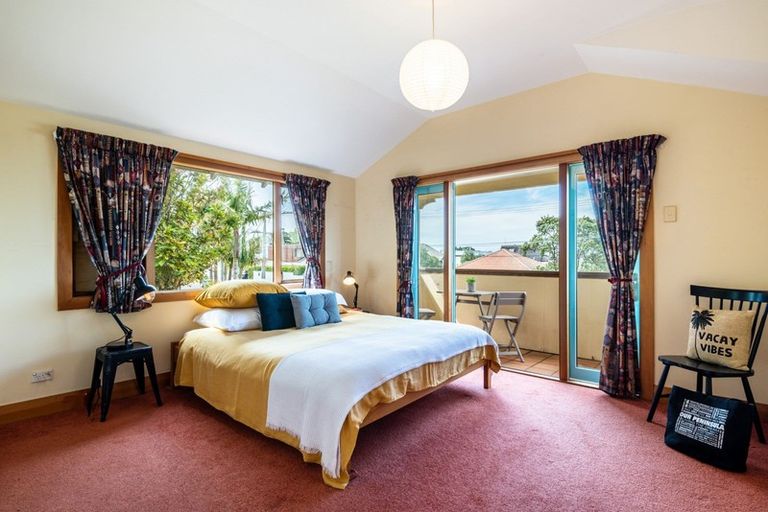 Photo of property in 9 Merani Street, Narrow Neck, Auckland, 0622