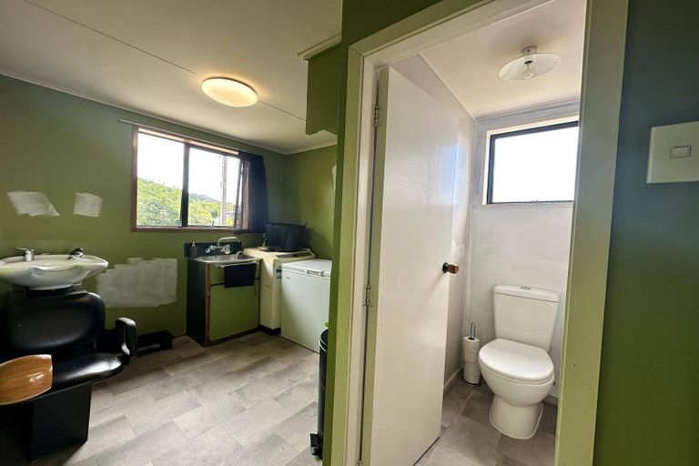 Photo of property in 25 Gow Street, Ross, 7812